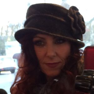 Meet your Posher, Stacy