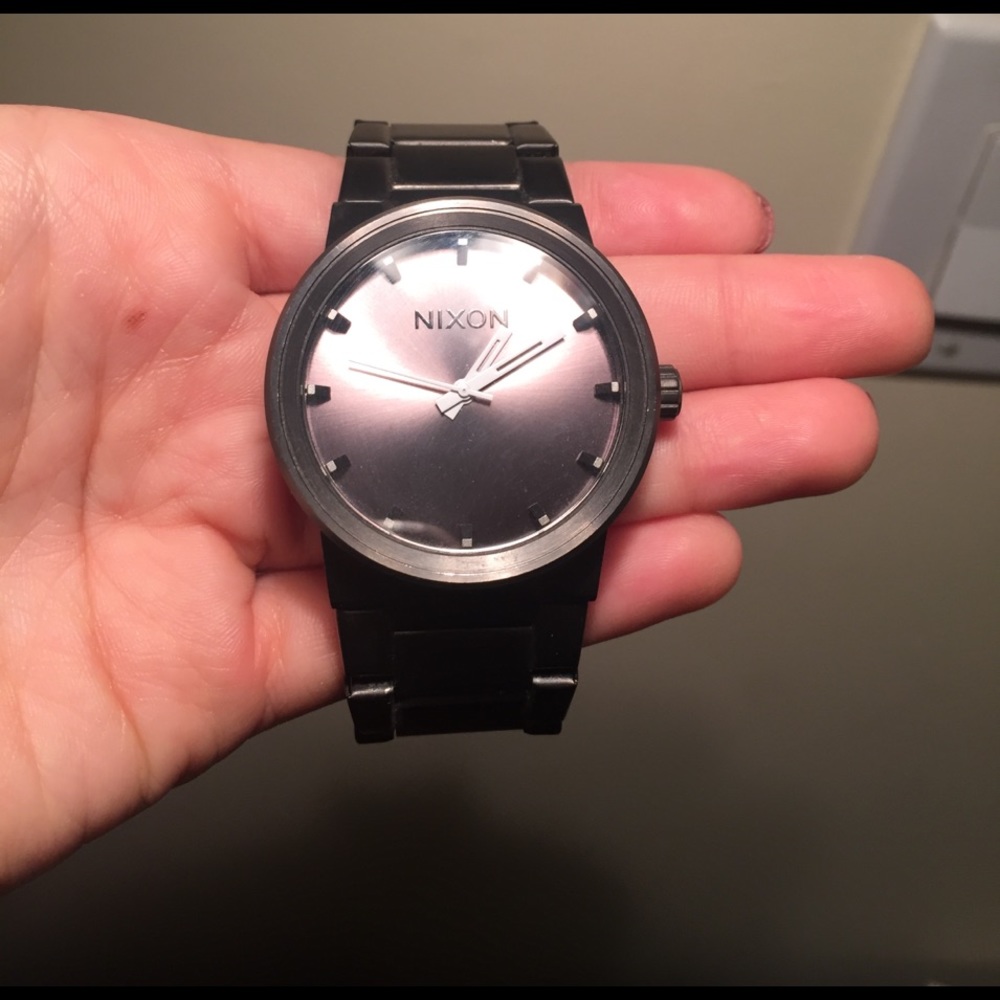 Cannon Gun Metal Nixon