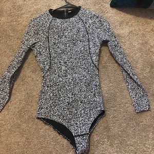 Lululemon body suit