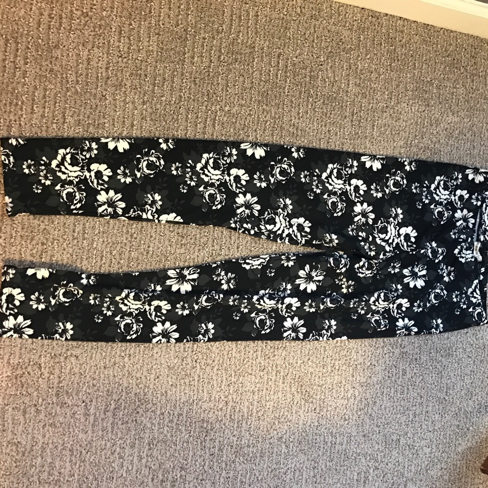 Floral leggings