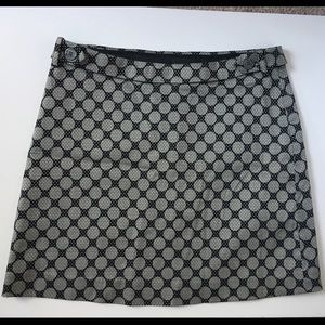 Limited dot interest mini skirt