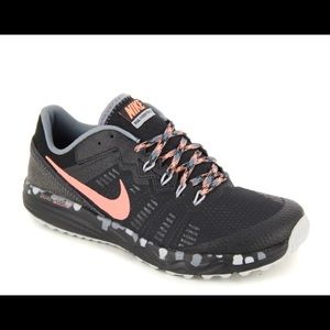 Nike Dual Fusion