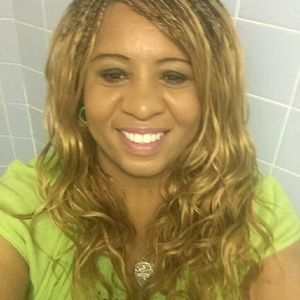 Meet your Posher, Frances