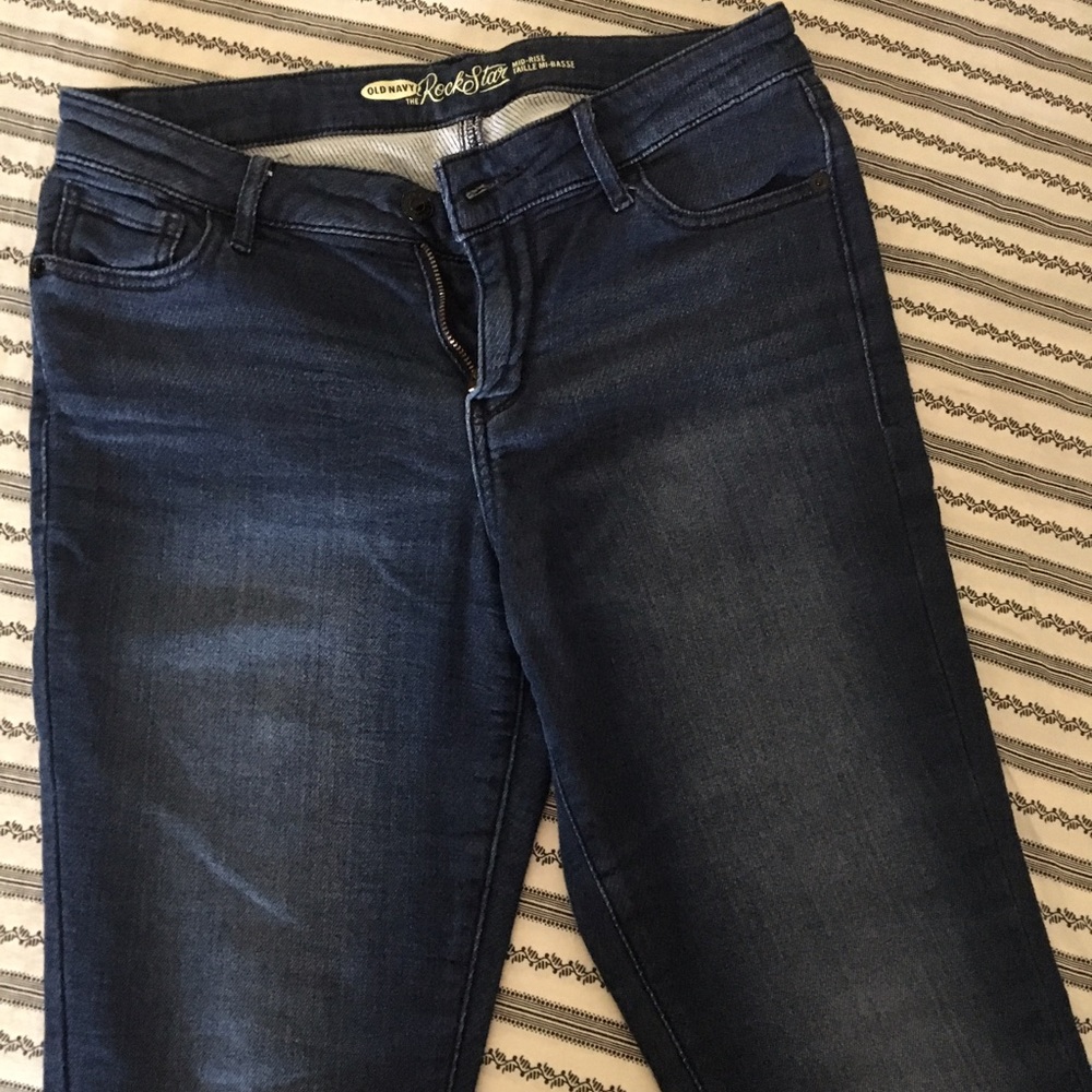 Size 6 Old Navy skinny jeans