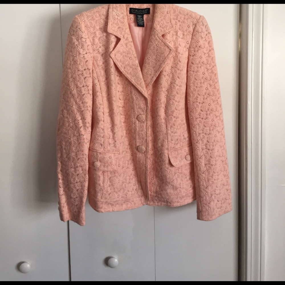 2 button lace blazer with 2 pockets