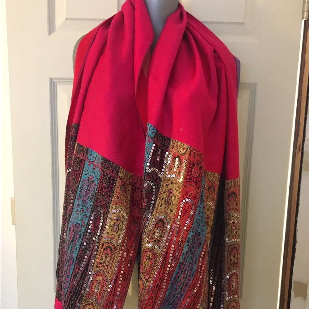 Beautiful scarf/pashmina 💗
