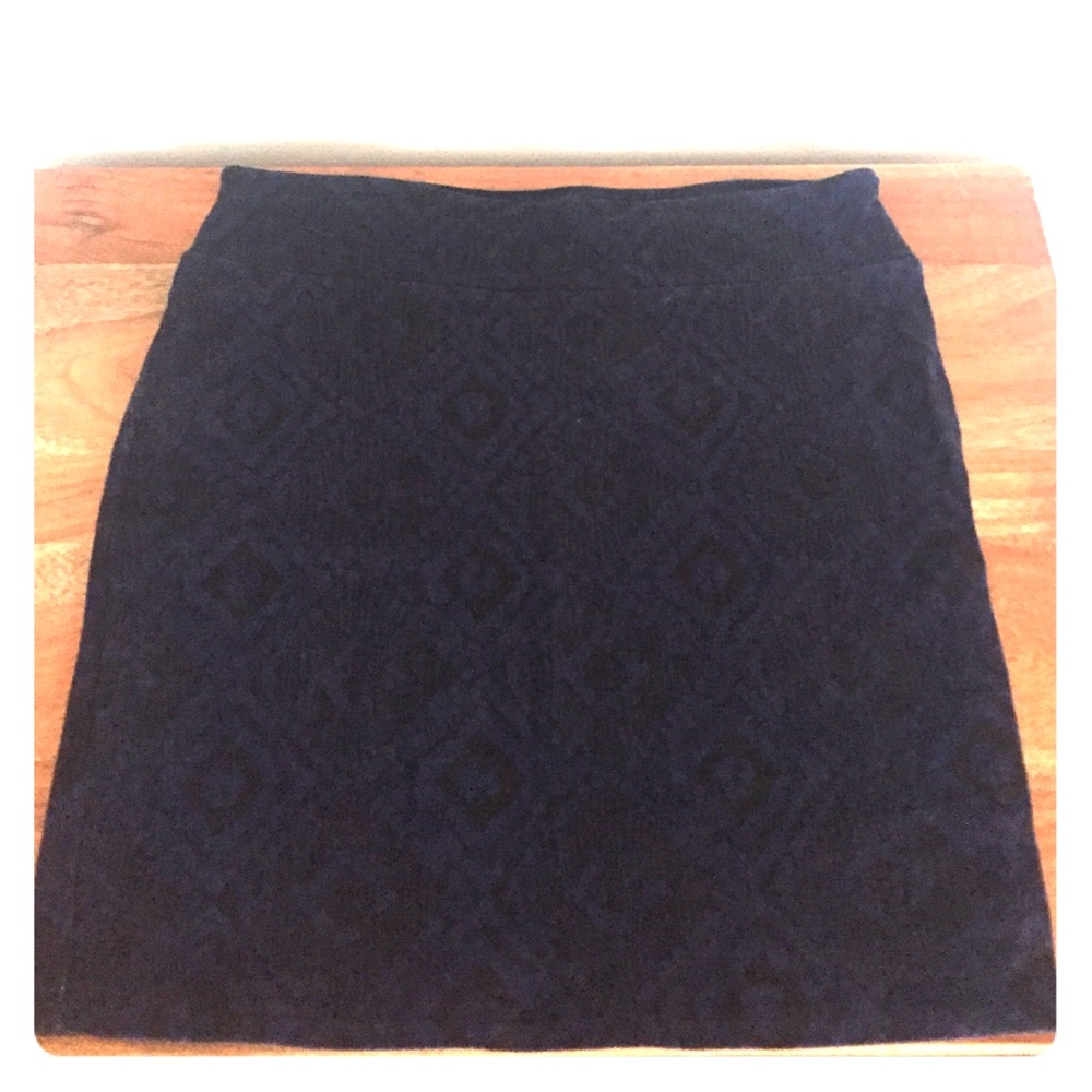 Navy and black printed mini skirt