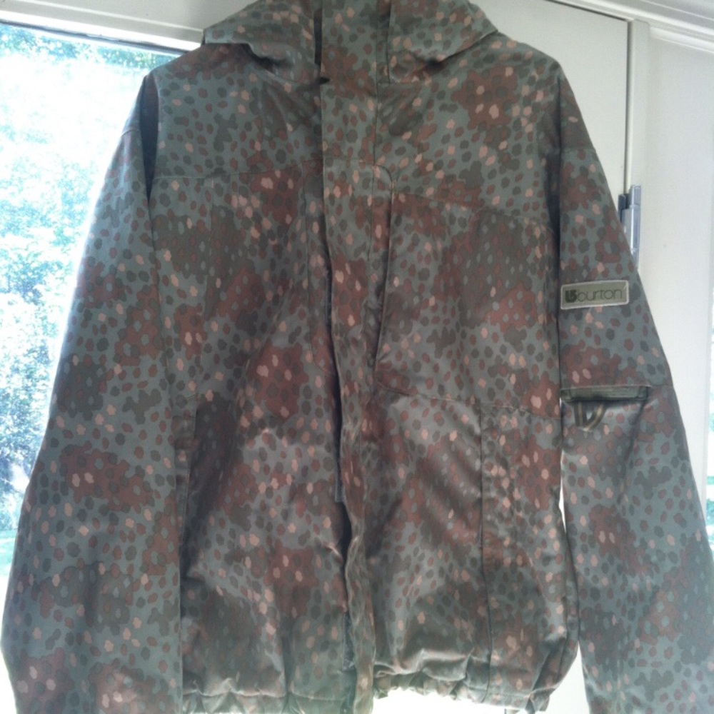 Camouflage Burton Shell