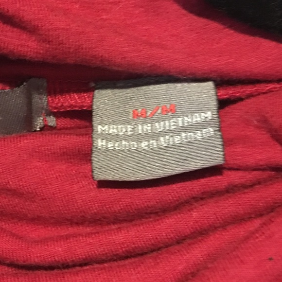 Women ruched high (mock)neck red top ❤️bundle/save - Picture 6 of 8