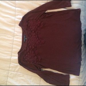 American Eagle size medium maroon crop top