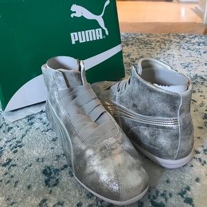 Puma Eskiva Mid Metallic - New in Box