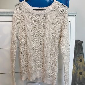 XS cream sweater