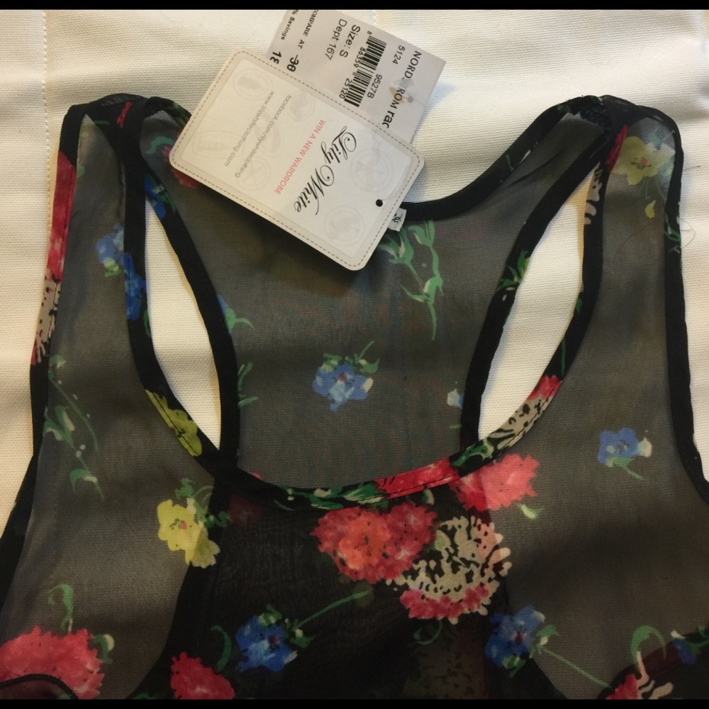 Blouse - Picture 2 of 2