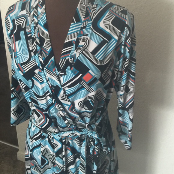 Liz Claiborne Dress - Picture 2 of 4