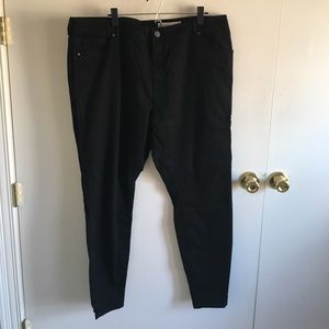NWOT ASOS Curve Black Rivington Skinny Ankle Jeans