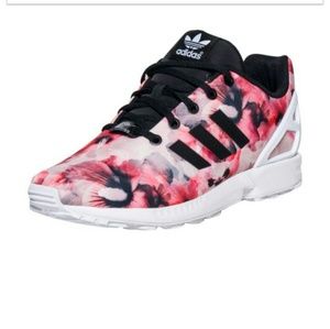 Meet your Posher, Claire