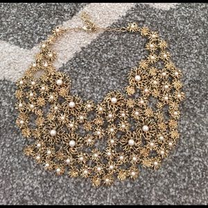 BCBG statement necklace