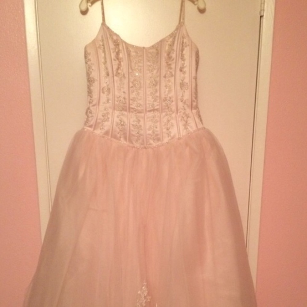 Prom/homecoming baby pink dress