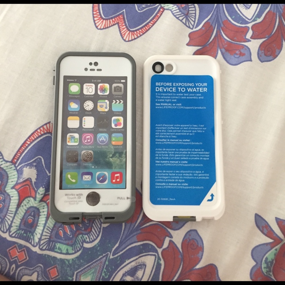 iPhone 5/5s/SE life proof case