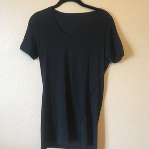 lululemon V-neck Cotton T-Shirt Size 8