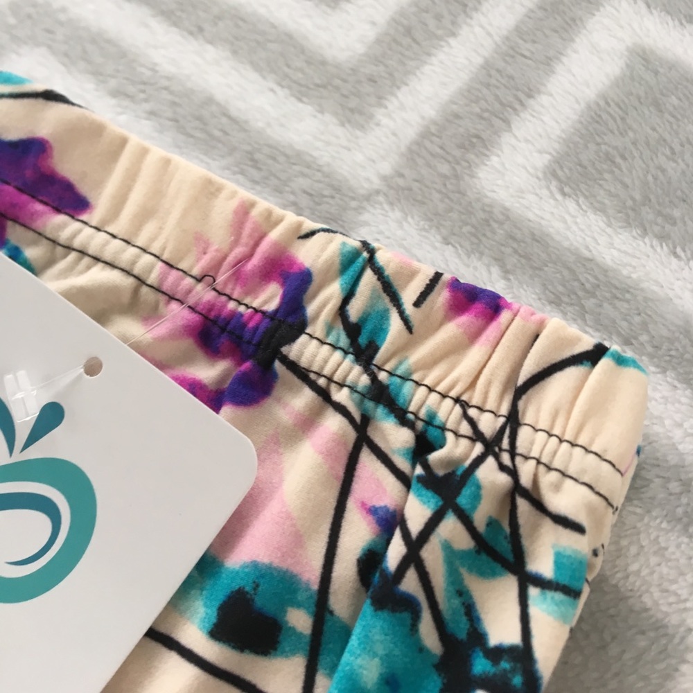 🆕🌸 Spring Lilac Leggings - Picture 5 of 6