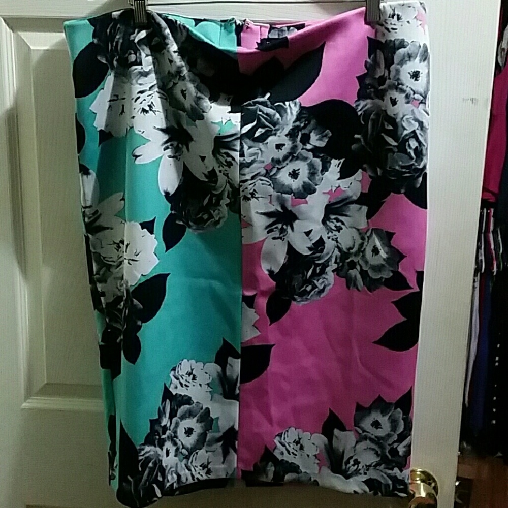 Eloquii two toned skirt.