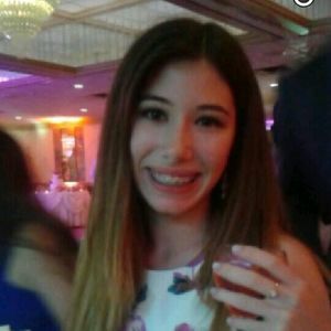 Meet your Posher, Leticia