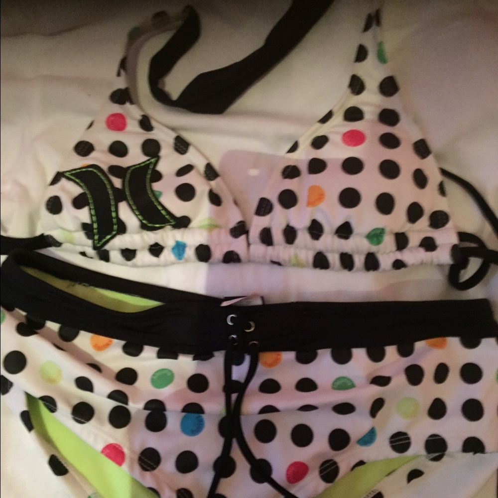 EUC Hurley brand 2 pc junior medium! EUC