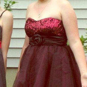 Short maroon rose semi formal dress