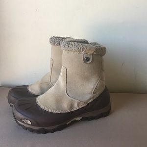 Snow boots. The north face women's size 8