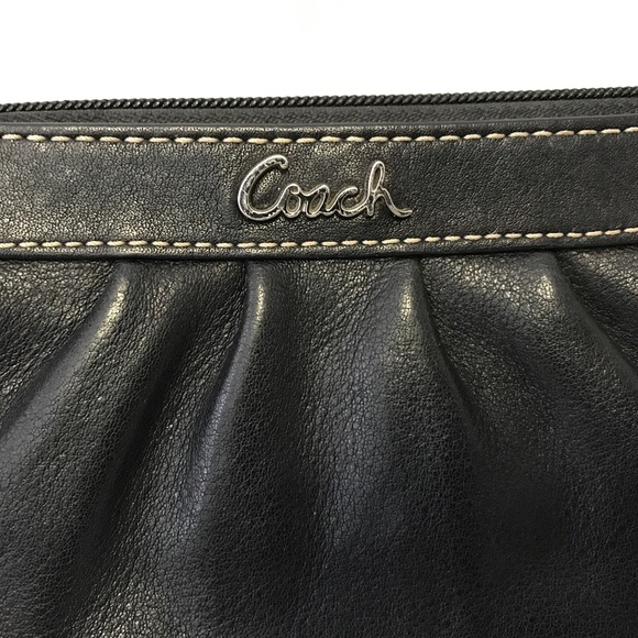 AUTHENTIC Coach Leather Wristlet - Picture 3 of 5
