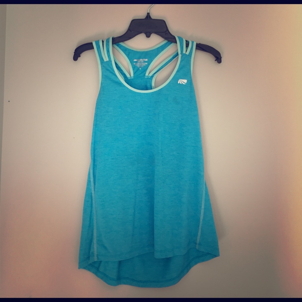 Workout tanks🚴🏼‍♀️🤸🏼‍♂️🏋🏻‍♀️ - Picture 2 of 3
