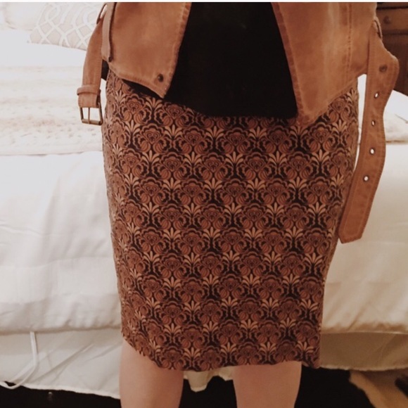 LOFT Dresses & Skirts - 💋LOFT Pencil Skirt💋 LOFT Dresses & Skirts - 💋LOFT Pencil Skirt💋
