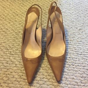 Pretty shoes with red bottom