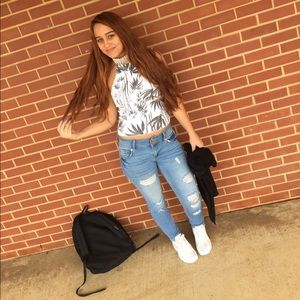 Meet your Posher, Brittany