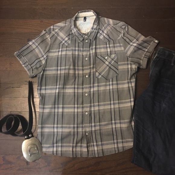 DIVIDED Men's ShortSleeve Urban Cowboy Plaid Shirt - Picture 1 of 4