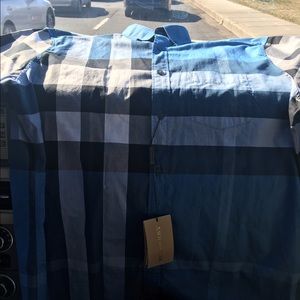 Men's Button up collar Burberry Shirt
