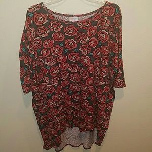 🦄NEW LISTING🦄 XL Lularoe Irma w/ Disney Roses!