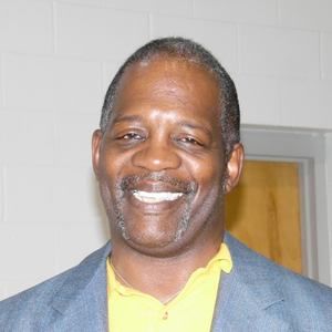 Meet your Posher, Maestro bobby bee