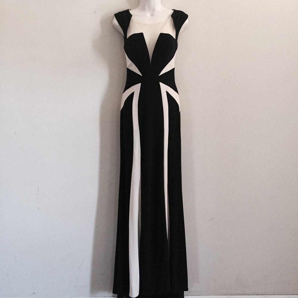 Trendy Black and Nude Mesh Formal Evening Gown