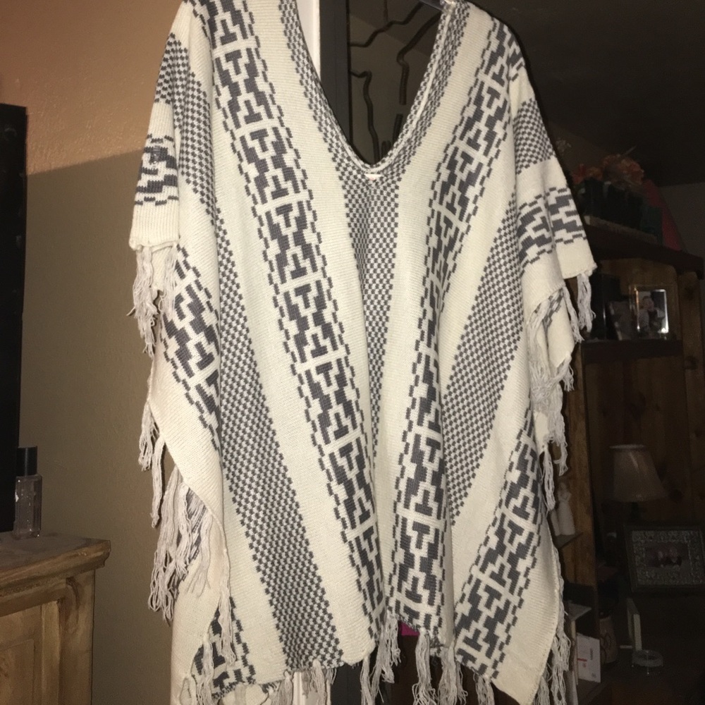 Grey Aztec Poncho