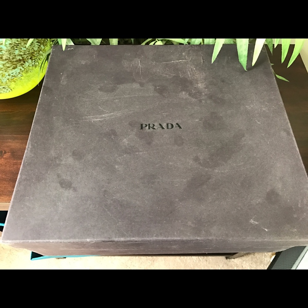 Woman's boots - Picture 6 of 7