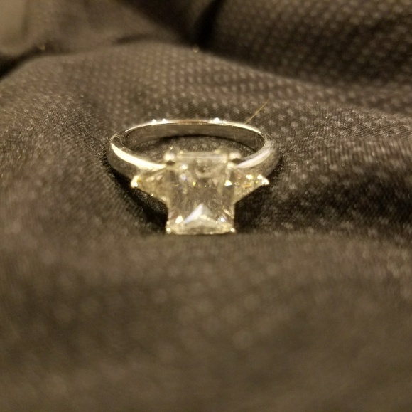 Sterling silver Cuban zirconia ring - Picture 8 of 8