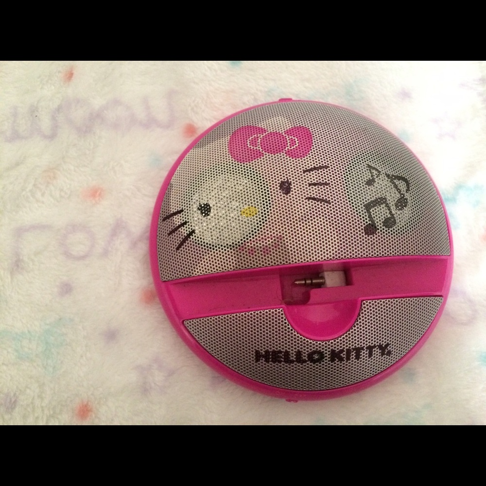 🔴SOLD🔴Hello Kitty Audio Speaker