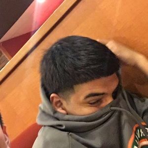 Meet your Posher, Adam