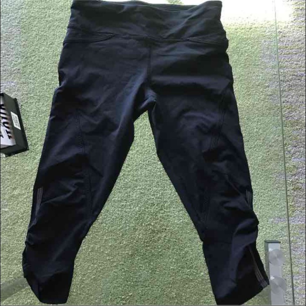Lululemon cropped leggings