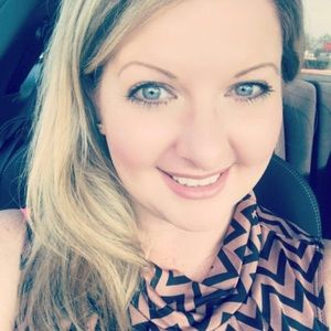 Meet your Posher, Michele