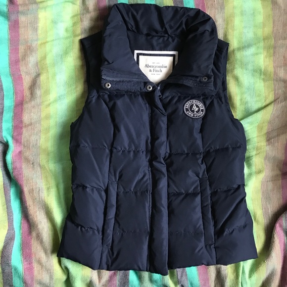 Abercrombie puffer vest - Picture 1 of 3