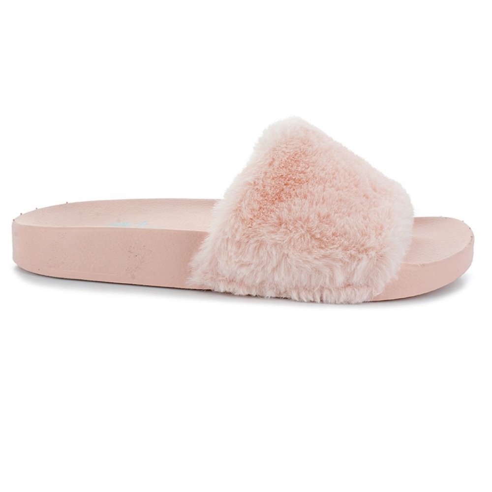 *SOLD* Pink Fur Slides