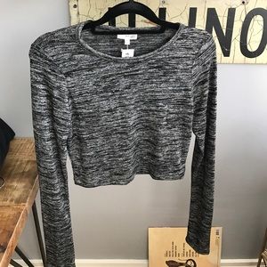 Wilfred Free Dark Gray Long Sleeve Crop Top
